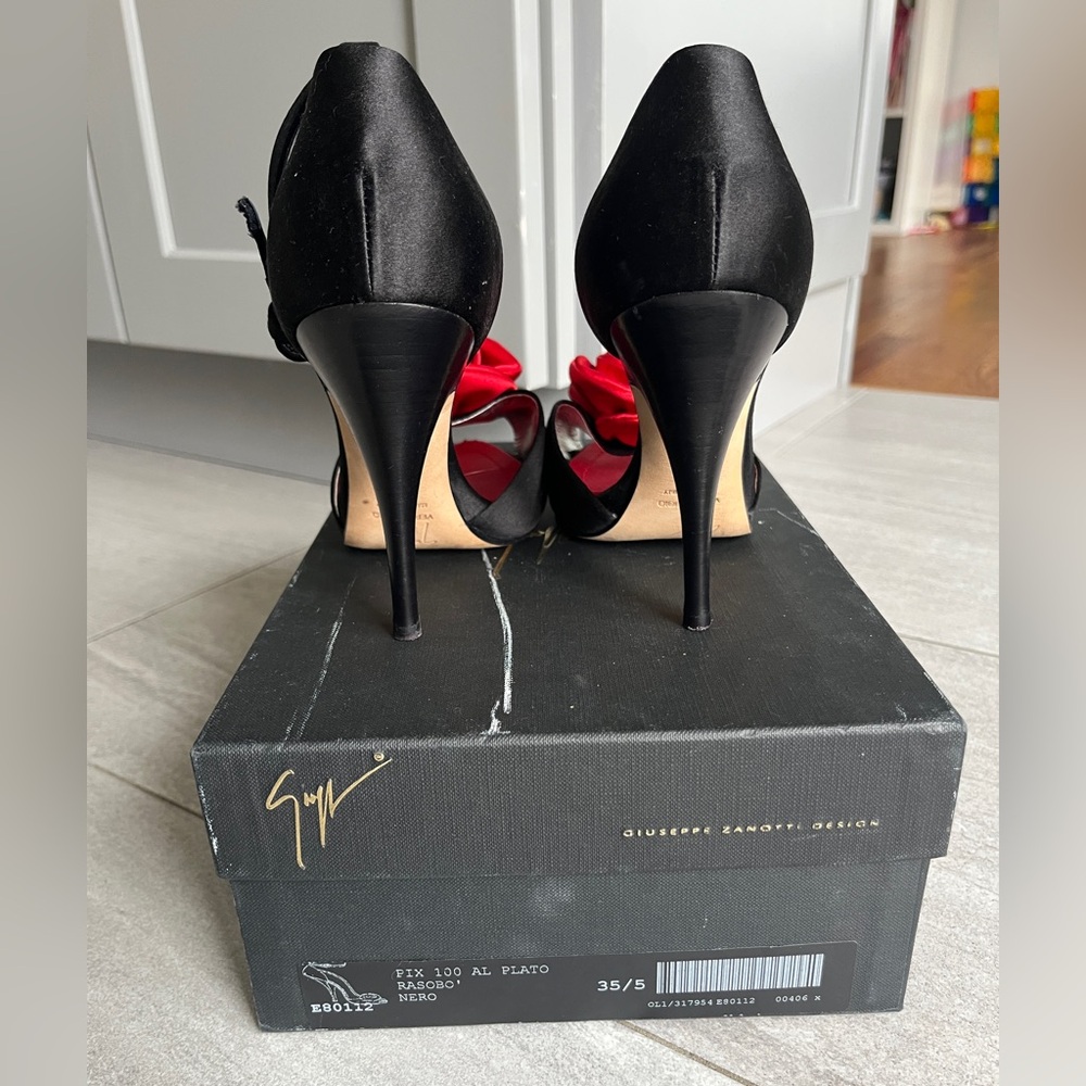 Giuseppe Zanotti Black Satin Peep-Toe Heels with Red Rose Accent - Picture 4 of 6
